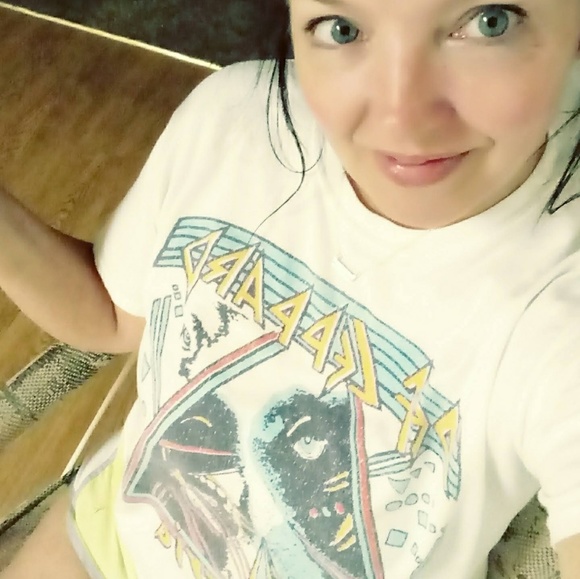 Meet your Posher, Tina - Picture 7 of 8